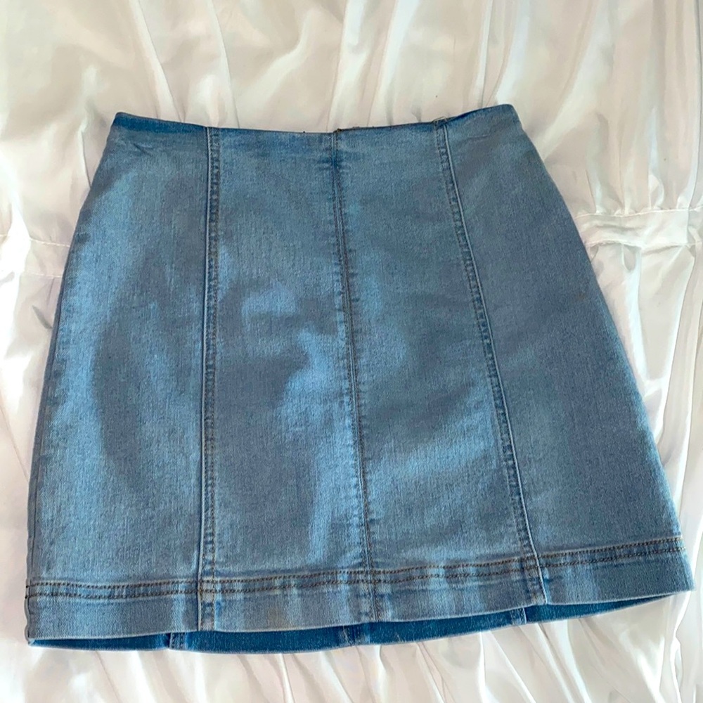 Wild Fable Light Wash Denim Miniskirt 00